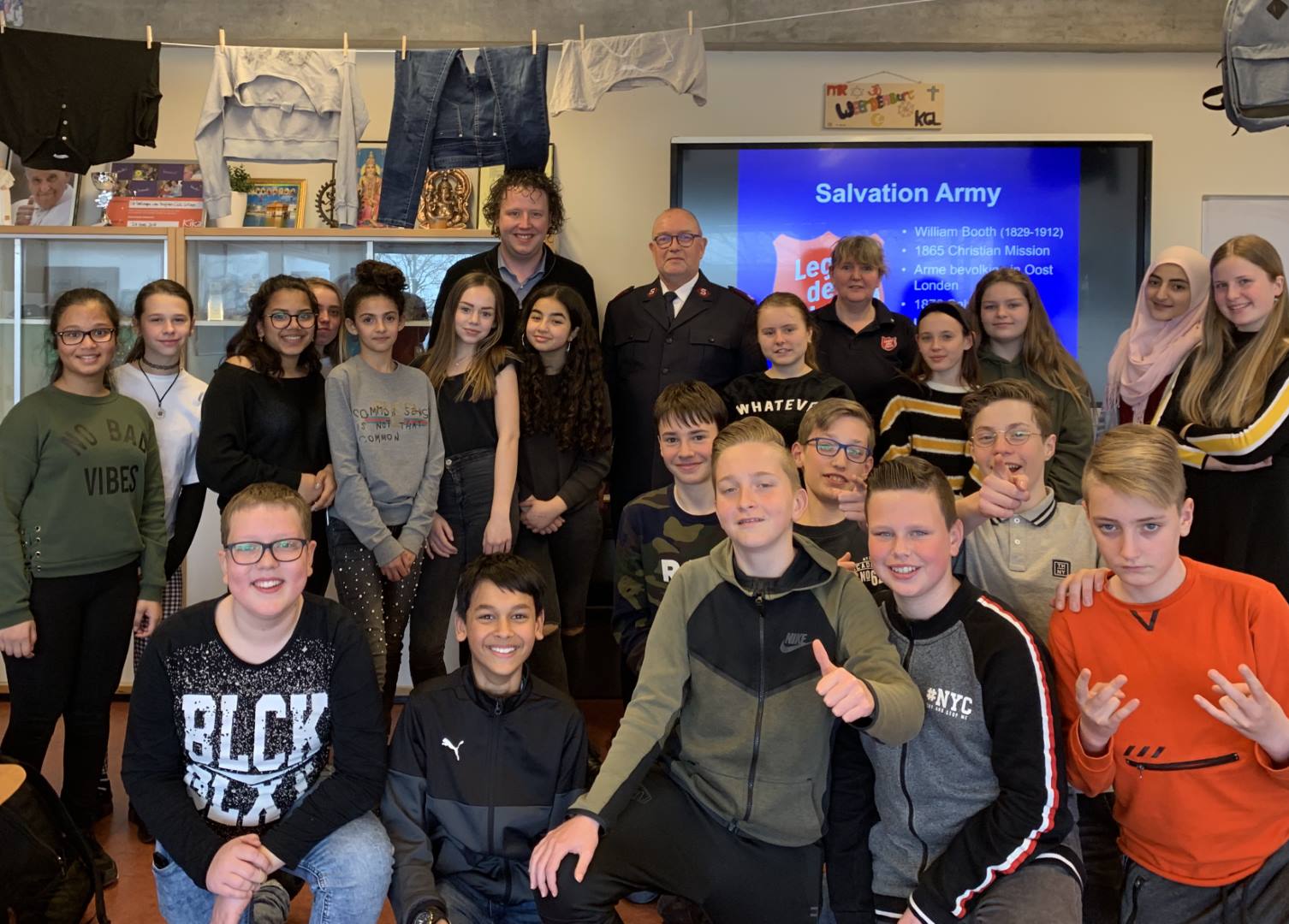 Cals Kledinginzameling Groot